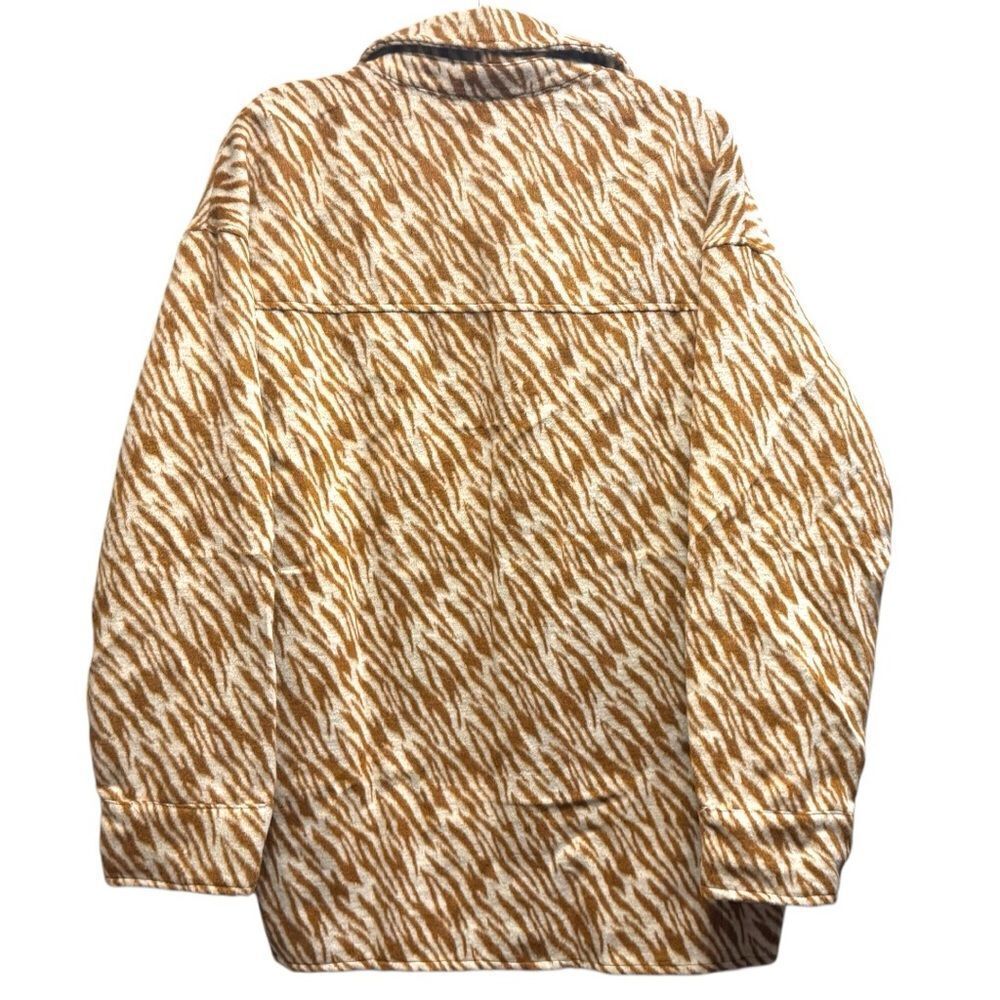 Zebra Print Snap Down Long Sleeve Shacket Size Large New with Tags - Picture 9 of 9